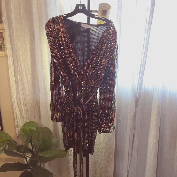 FAIRESTY - sequin tie dress v neck XXL ( fits smaller sizes too) - Picture 2 of 11